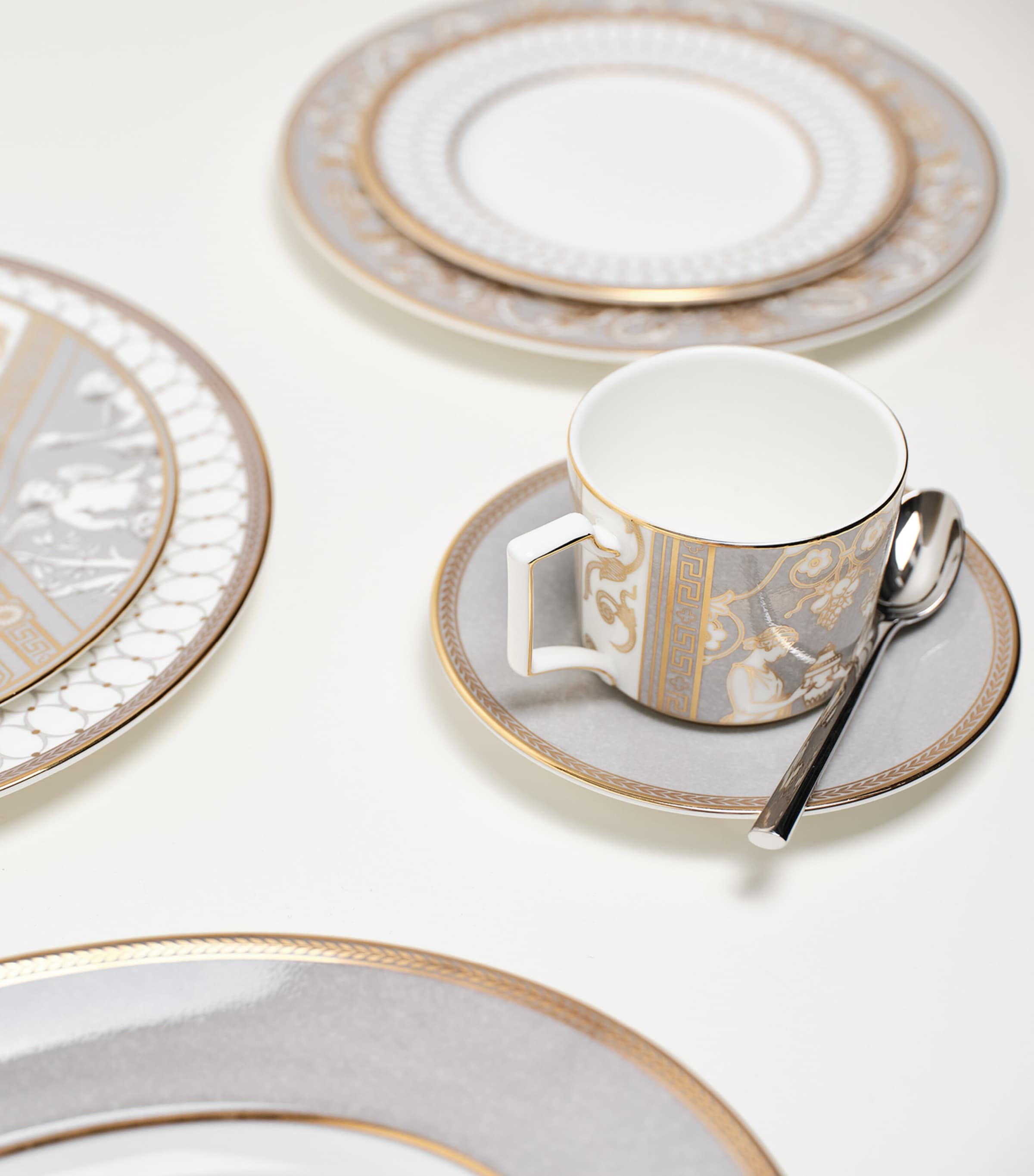 Wedgwood Renaissance teacup and saucer set (British brand)
