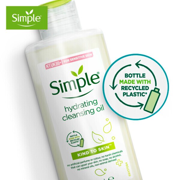 Simple Kind to Skin Hydrating Vegan Facial Cleanser 125ml GOODS Superdrug   