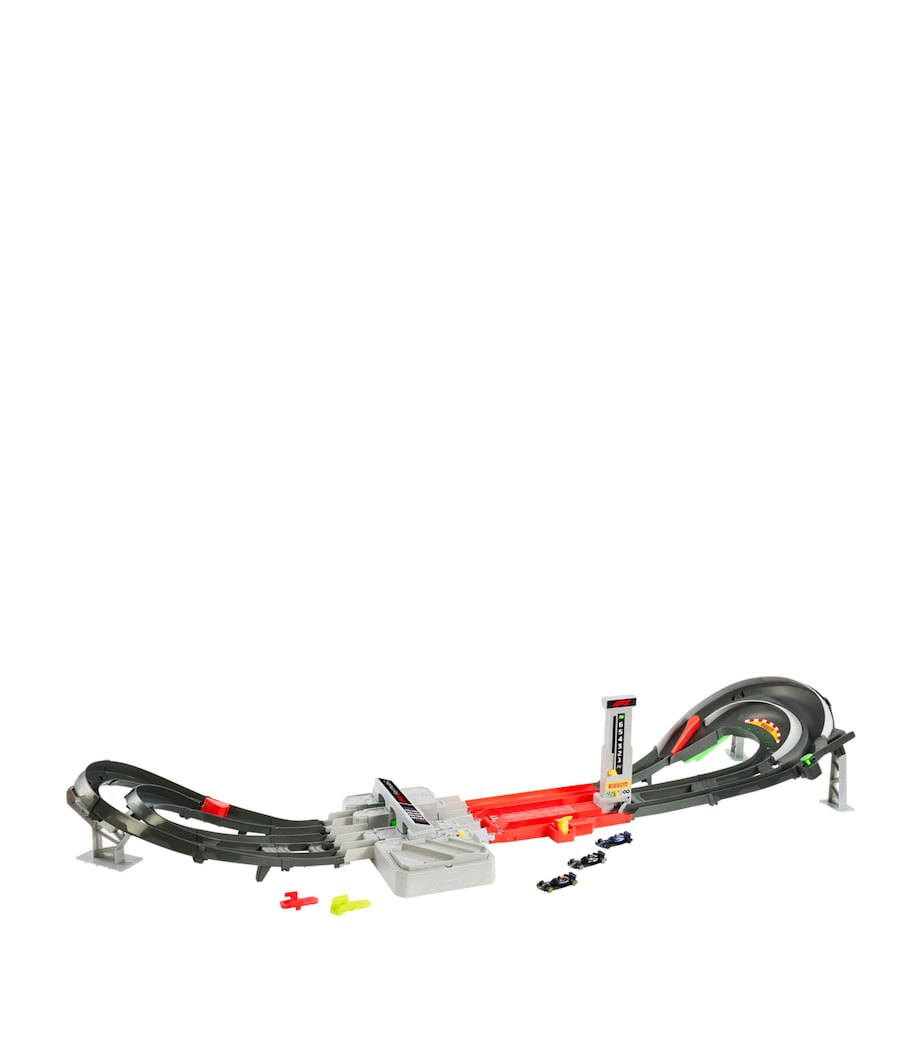 Hot Wheels Formula 1 racing circuit set with three cars - British product