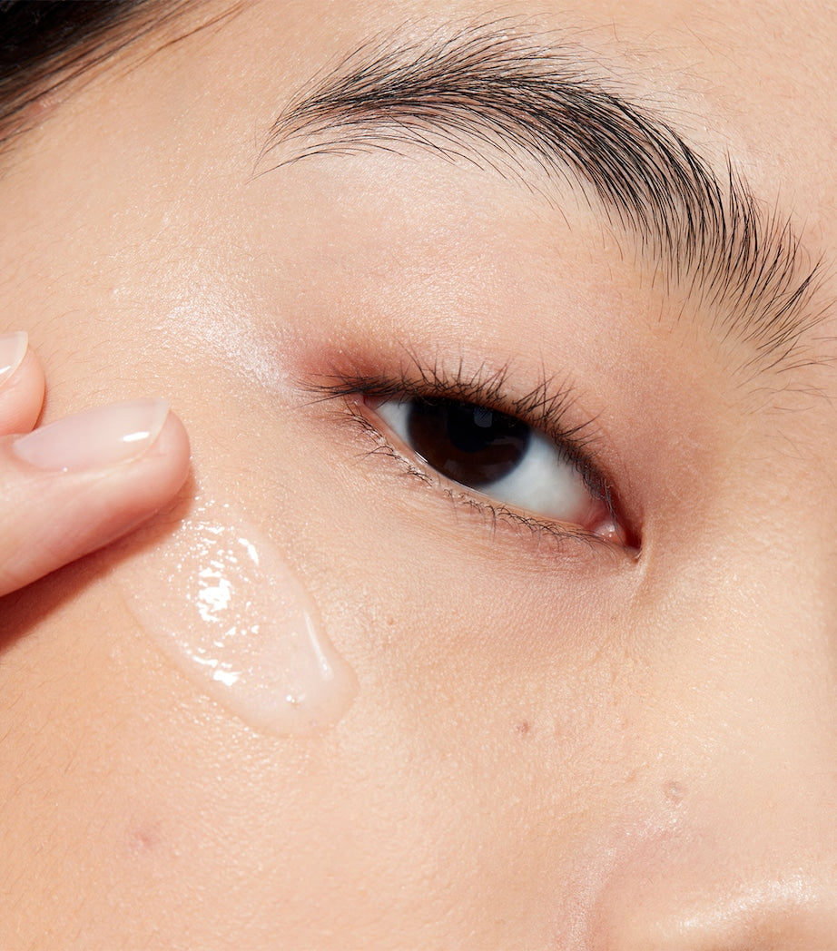 MAC Hyper Real Serumizer Skin Balancing Hydration Serum 30ml, imported from the UK