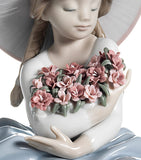 Lladró Fragrant Bouquet Girl figurine 20cm - British product