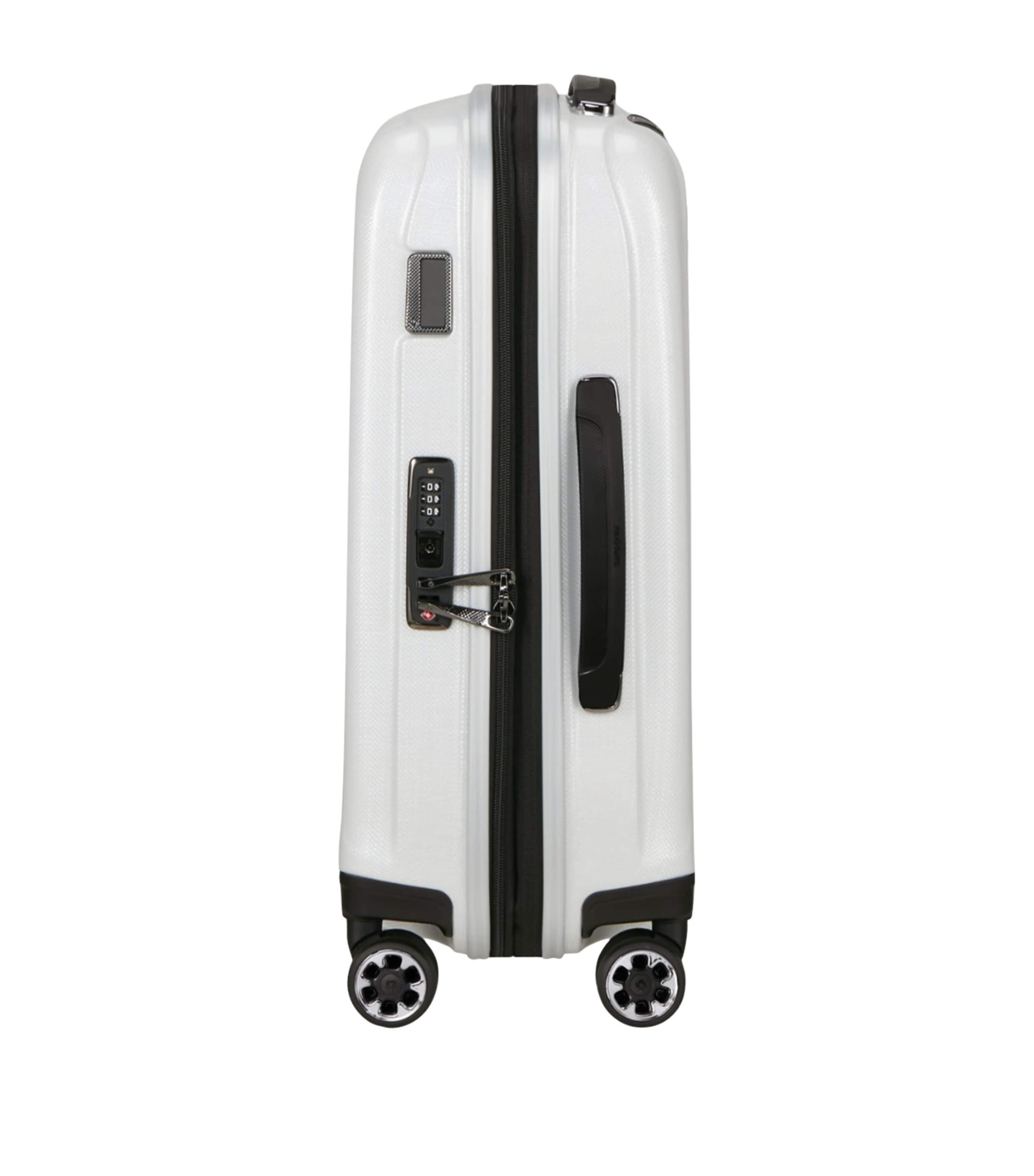 Samsonite Nexis expandable spinner 55cm (British brand)