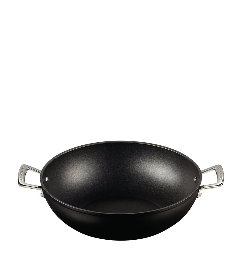 Le Creuset toughened non-stick wok 32cm, UK version