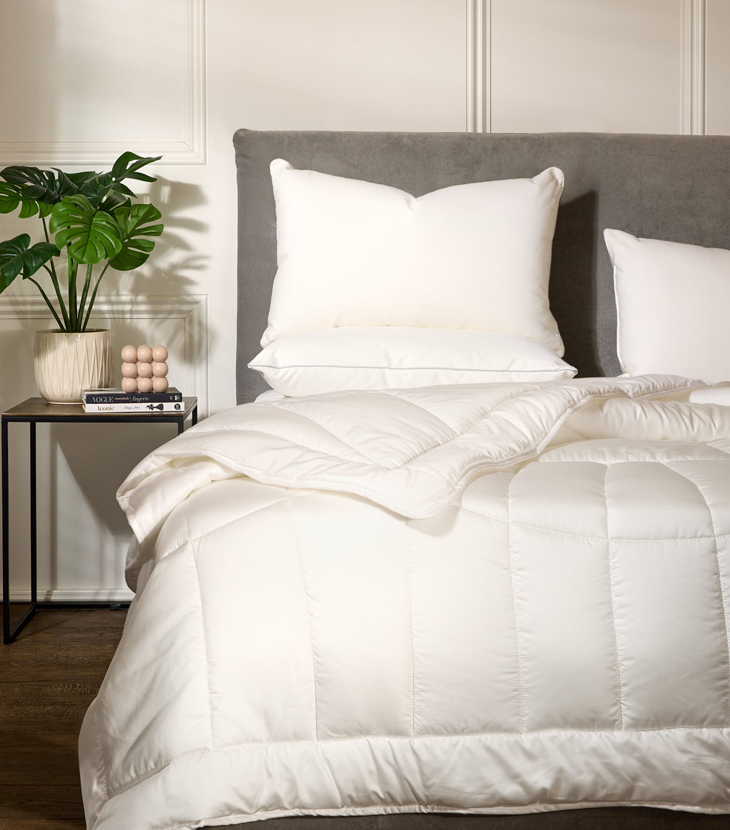 Harrods of London Extra-Firm Side Sleeper Pillow 50cm x 75cm, UK version