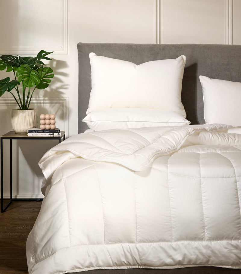 Harrods of London Extra-Firm Side Sleeper Pillow 50cm x 75cm, UK version