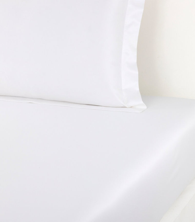 Yves Delorme double fitted sheet 140cm x 200cm (British brand)