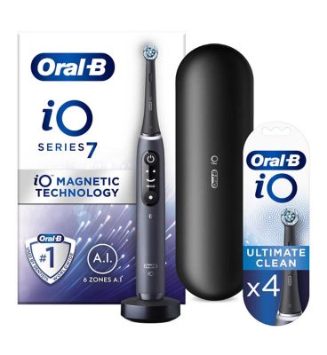 Oral-B iO7 Electric Toothbrush - Black + iO™ Ultimate Clean Black Replacement Electric Toothbrush Heads 4 Pack Bundle