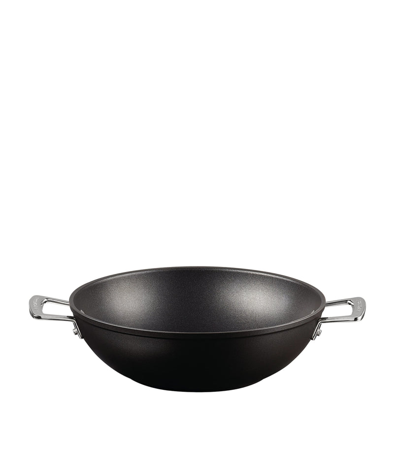 Le Creuset toughened non-stick wok 32cm, UK version