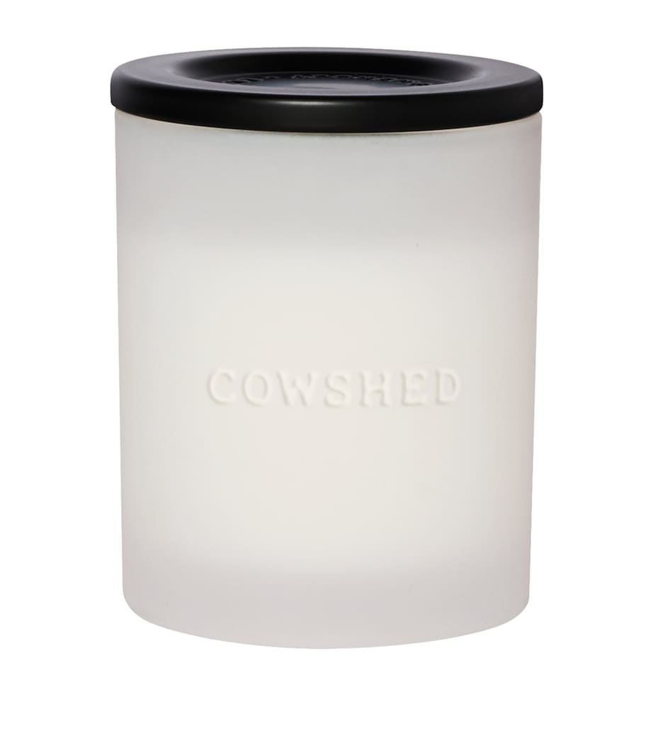 Cowshed Indulge Candle 220g - British product