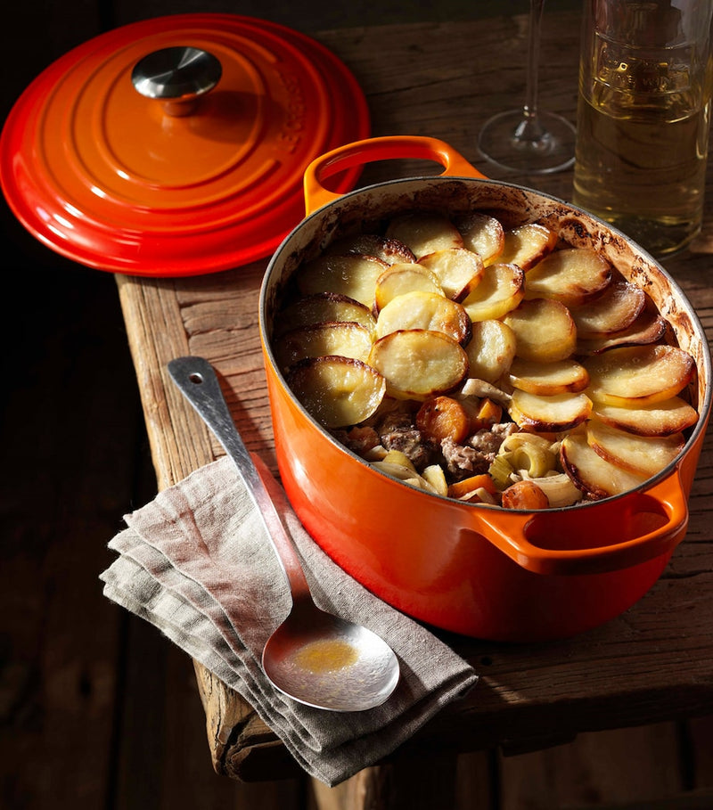 Le Creuset cast iron casserole oval dish 40cm, UK version