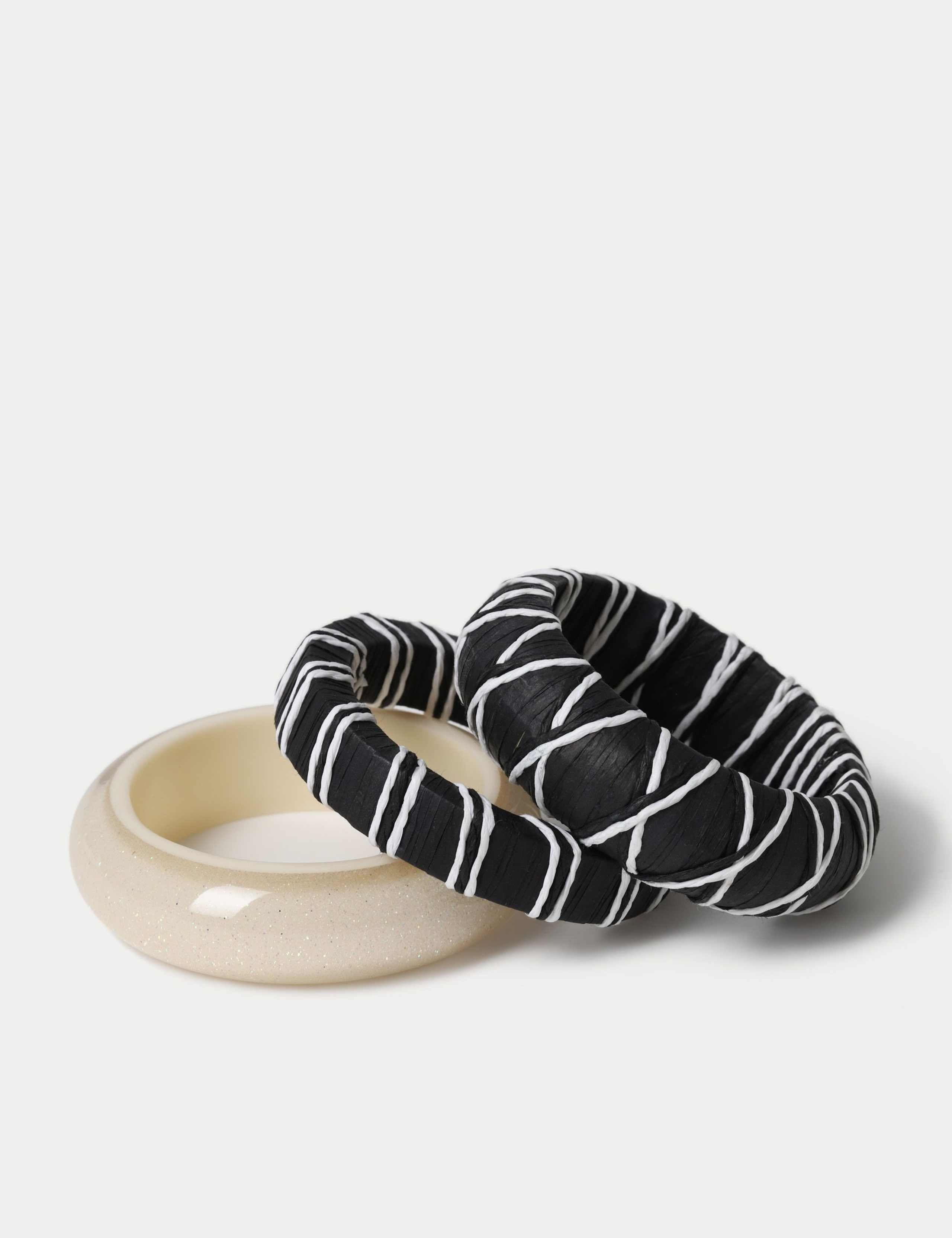Raffia resin bangles 3 pack (British brand)