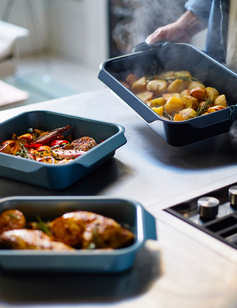 Joseph Joseph Nest roasting trays 3-piece set, imported from the UK