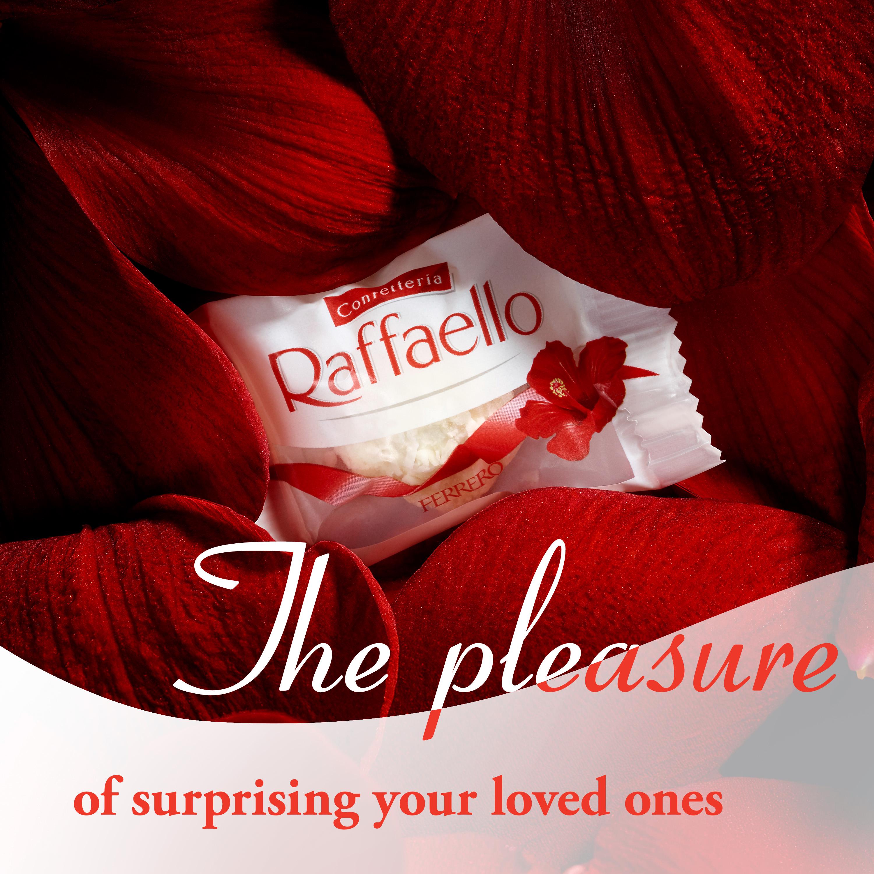 Raffaello gift box coconut almond pralines 230g (British brand)