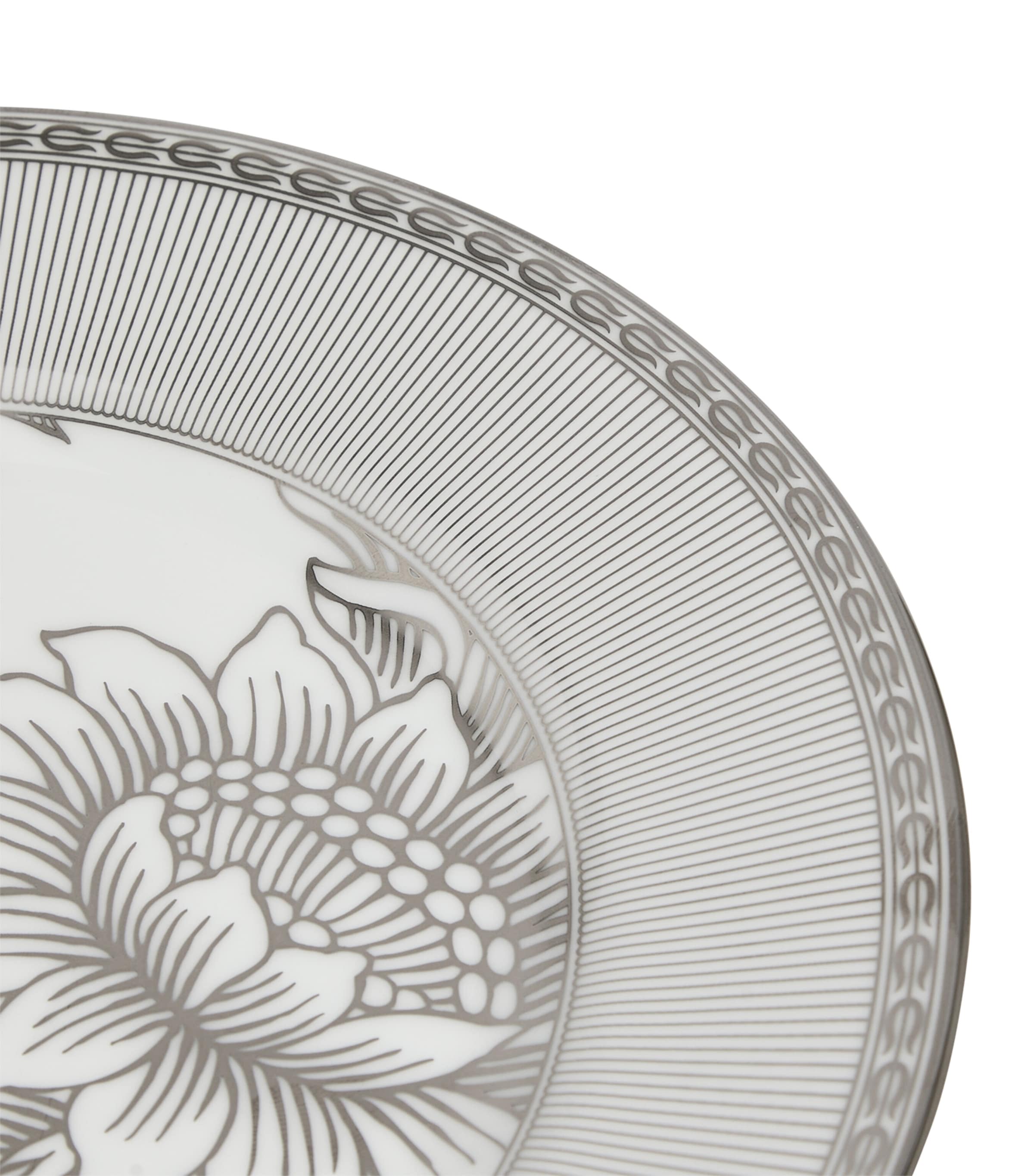 Wedgwood bone china Silver Tonquin plate 20cm (British brand)