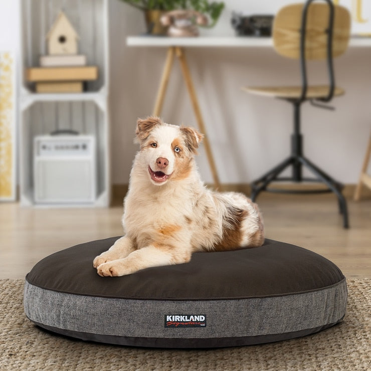 Kirkland Signature 42 inch round pet bed, imported from the UK