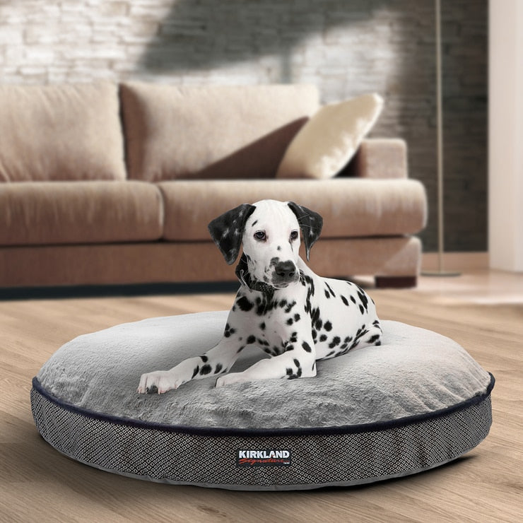 Kirkland Signature 42 inch round pet bed, imported from the UK