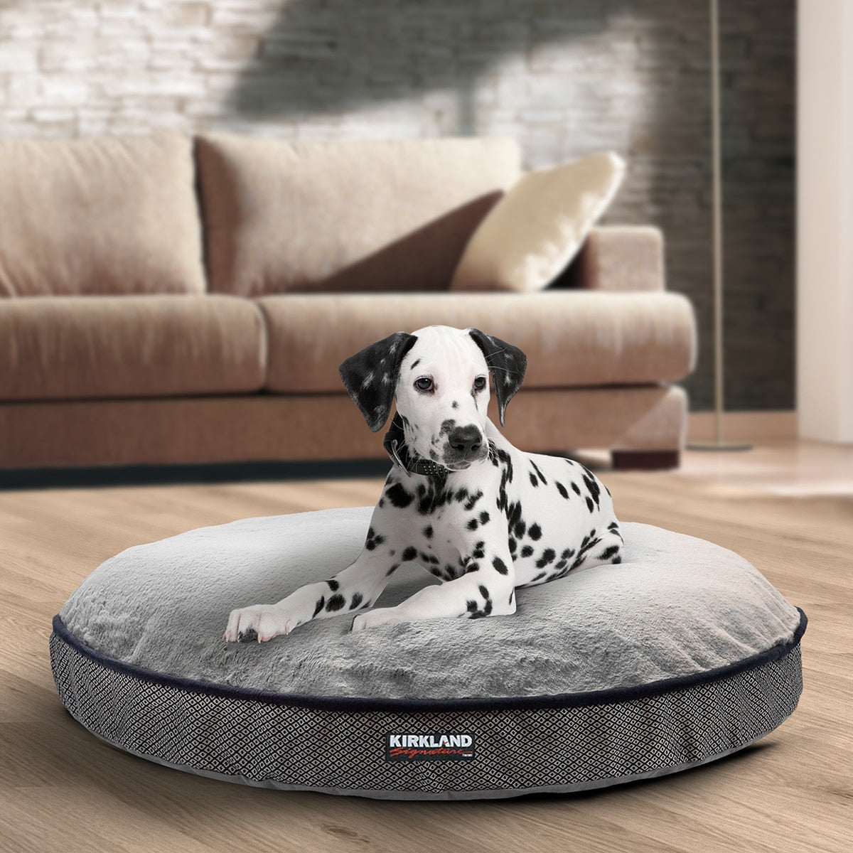 Kirkland Signature 42 inch round pet bed, imported from the UK