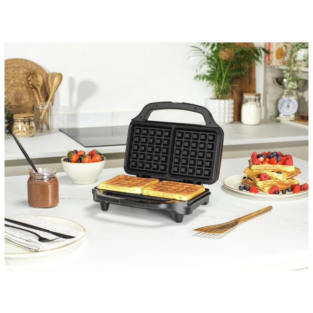 Salter Kuro XL deep fill waffle maker, imported from the UK