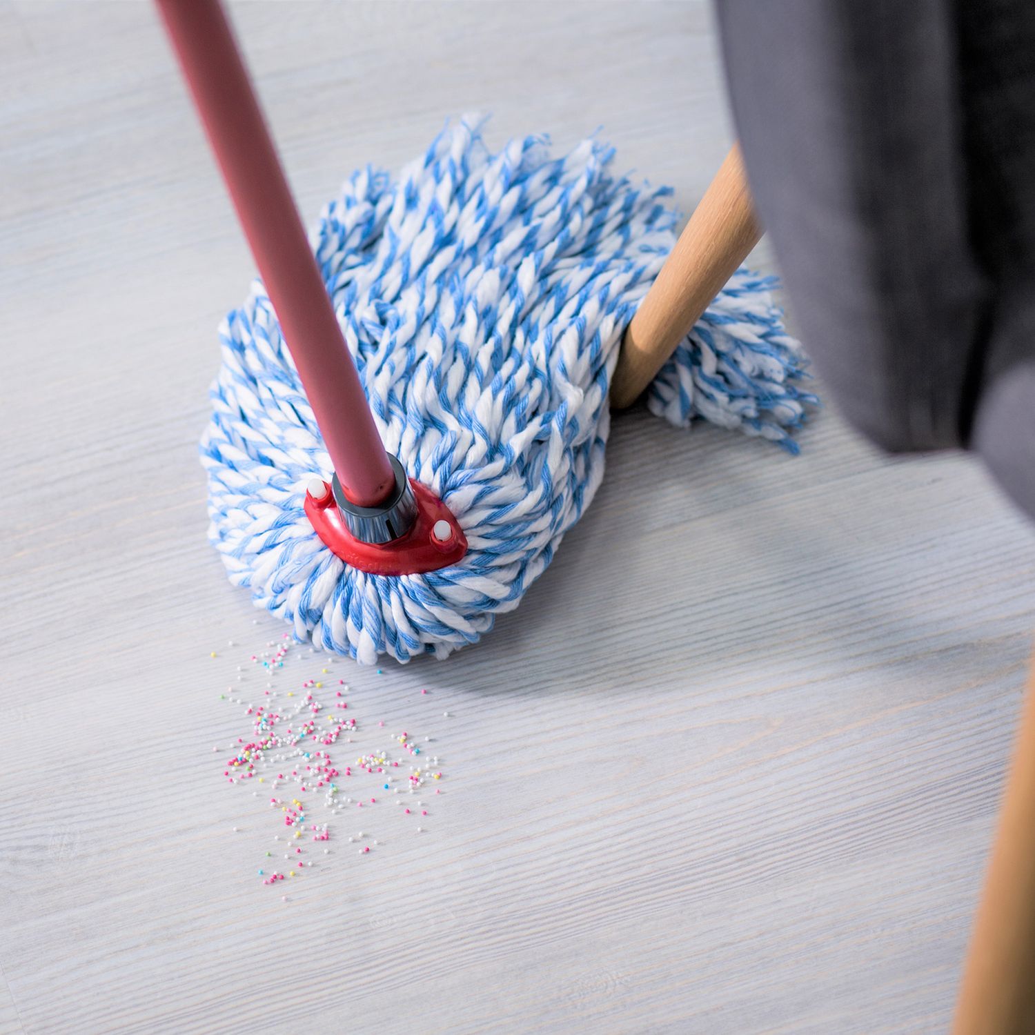 Vileda SuperMocio microfibre cotton mop with torsion wringer bucket (British brand)