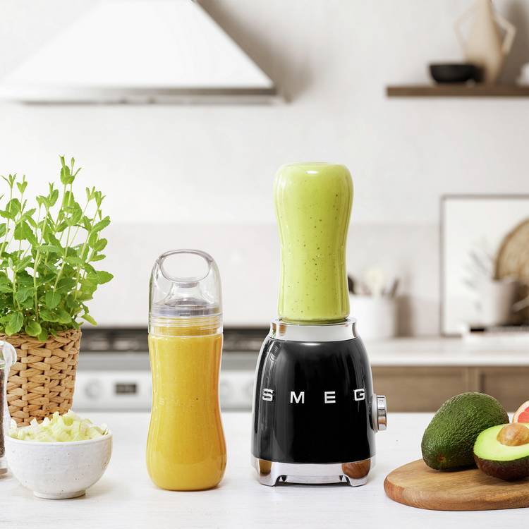 Smeg retro personal blender 0.6L plastic jug, UK version