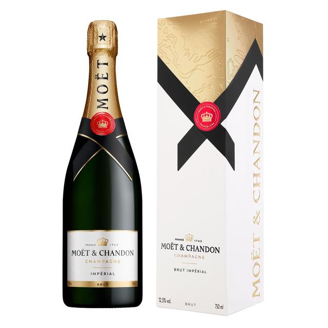 Moet & Chandon Imperial Brut Champagne Gift Box   75cl