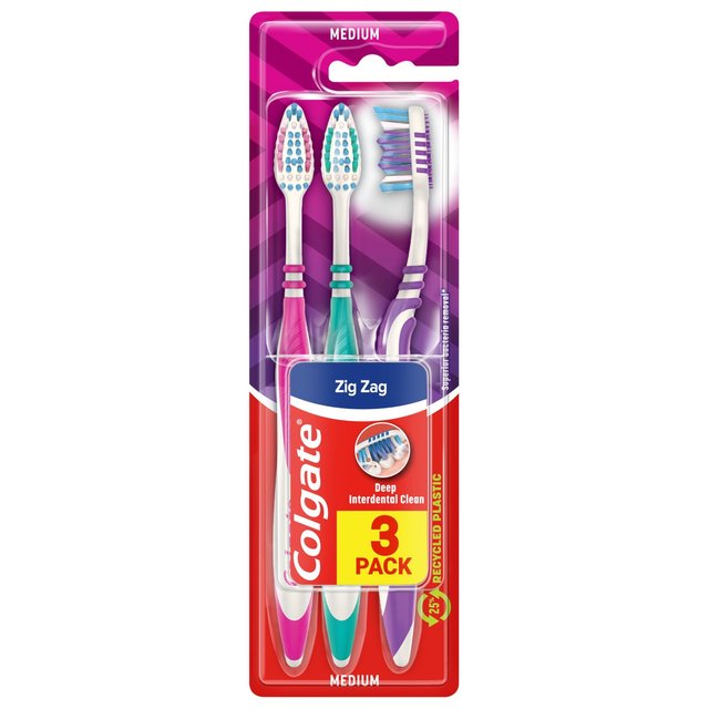 Colgate ZigZag Medium Toothbrush   3 per pack GOODS M&S   