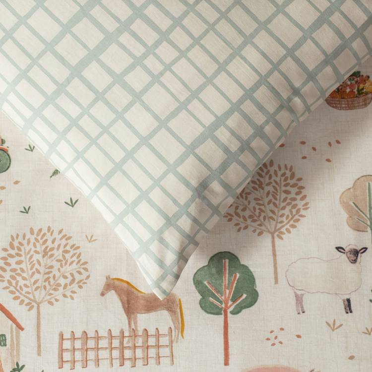 Habitat cotton toddler bedding set with farm scene (British brand)