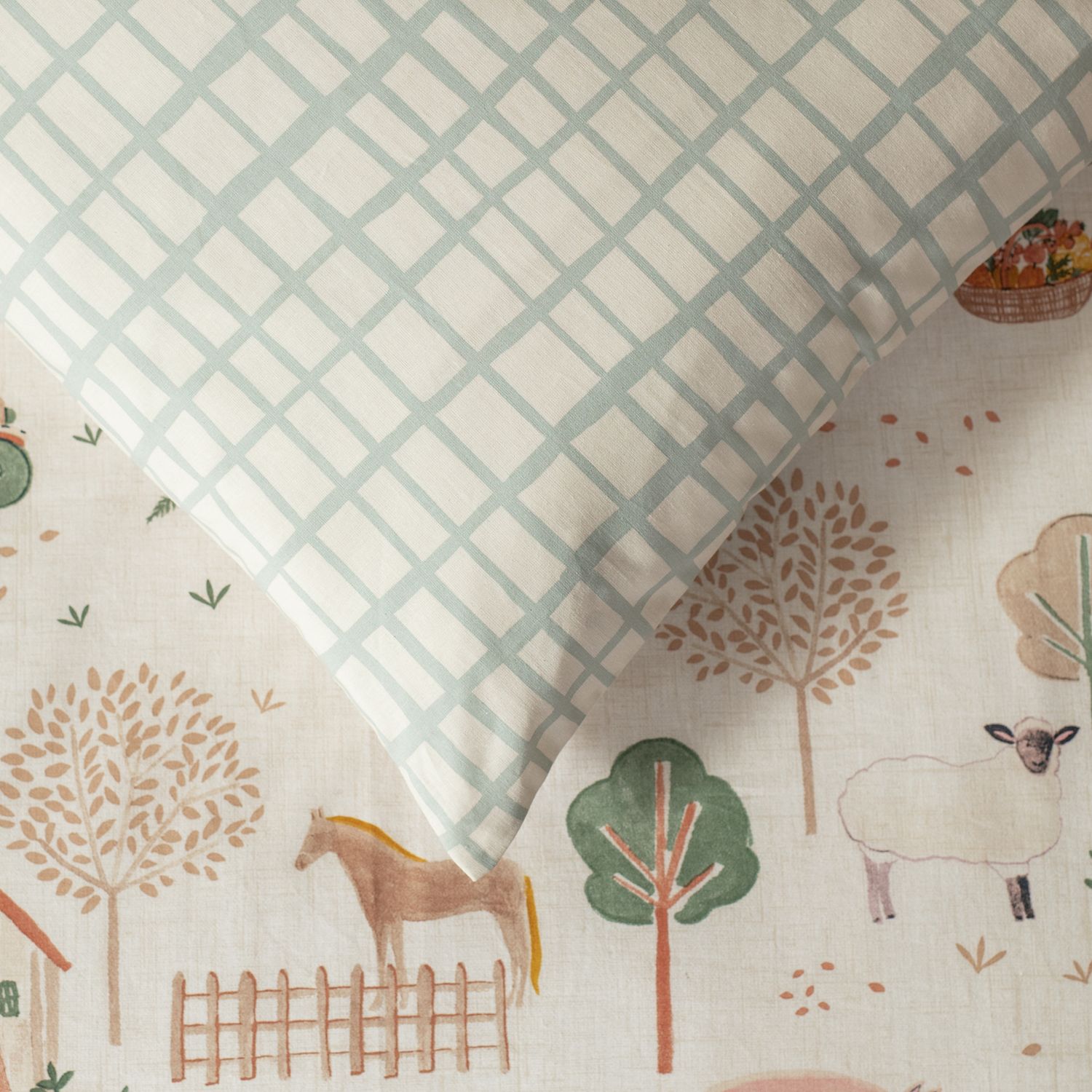 Habitat cotton toddler bedding set with farm scene (British brand)