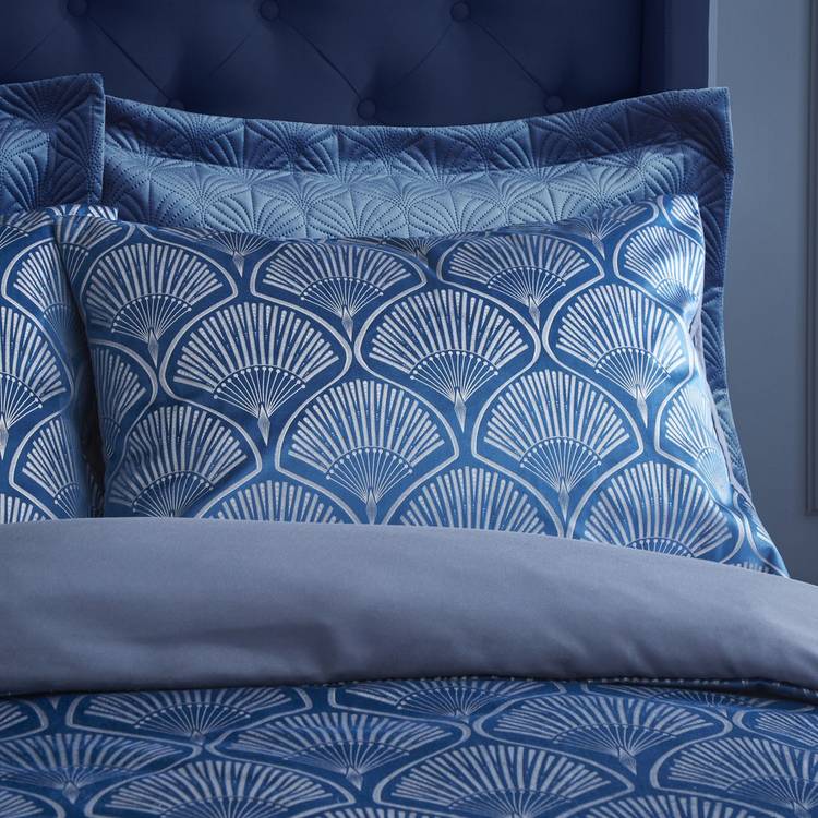 Catherine Lansfield Navy double duvet cover set, imported from the UK