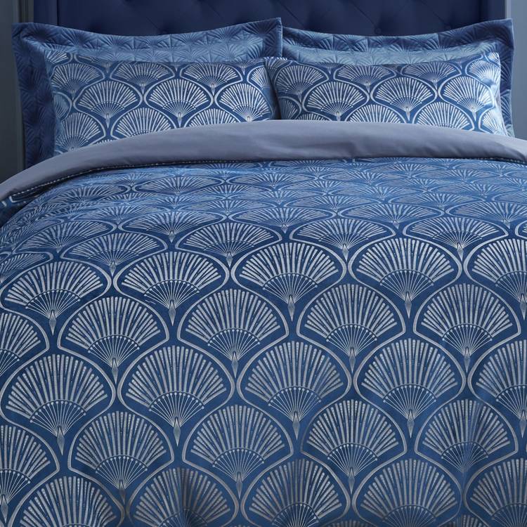 Catherine Lansfield Navy double duvet cover set, imported from the UK