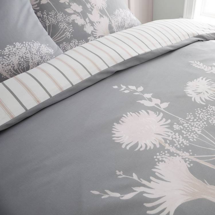 Catherine Lansfield Meadowsweet Grey double bedding set, UK version