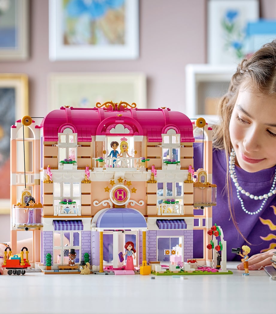 LEGO Friends Heartlake City Grand Hotel 1406 pieces imported from the UK