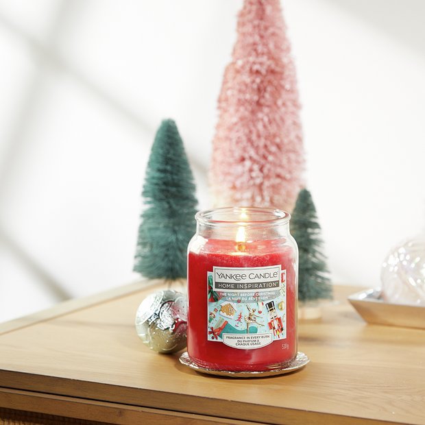 Yankee Candle Night Before Christmas large scented candle (British brand)