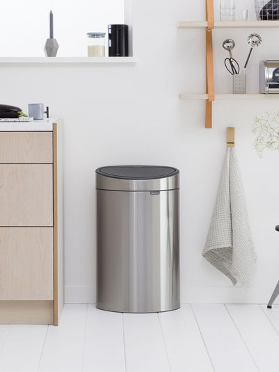 Neste Brabantia Matt Stål Fingeravtrykksbestandig Touch Søppelbøtte Kjøkken Søppelbøtte 40L - Kjøp online hos McGrocer