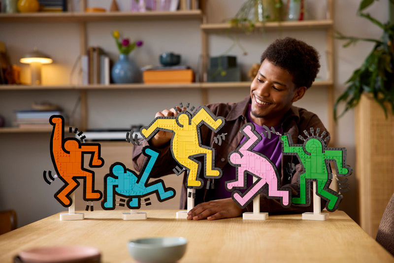 LEGO Keith Haring dancing figures art kit 1773 pieces, UK version