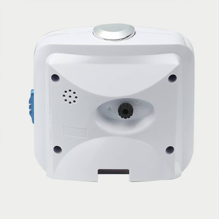 Seiko analogue alarm clock white, UK version