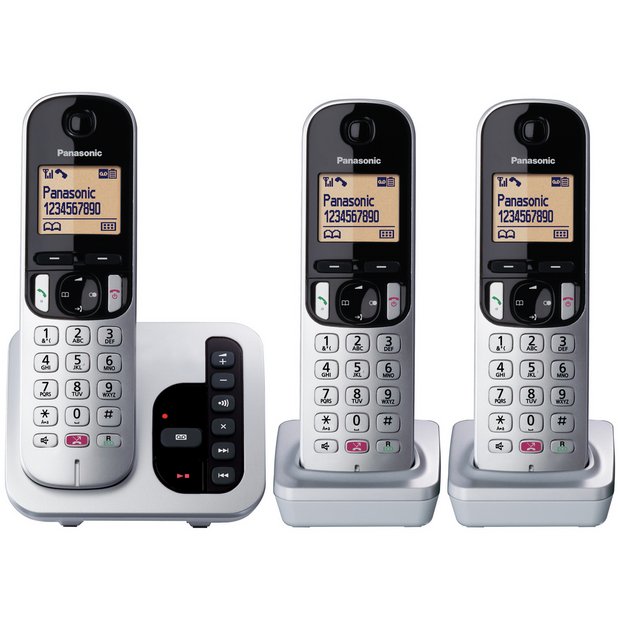 Panasonic triple cordless phone with answer machine, imported from the UK
