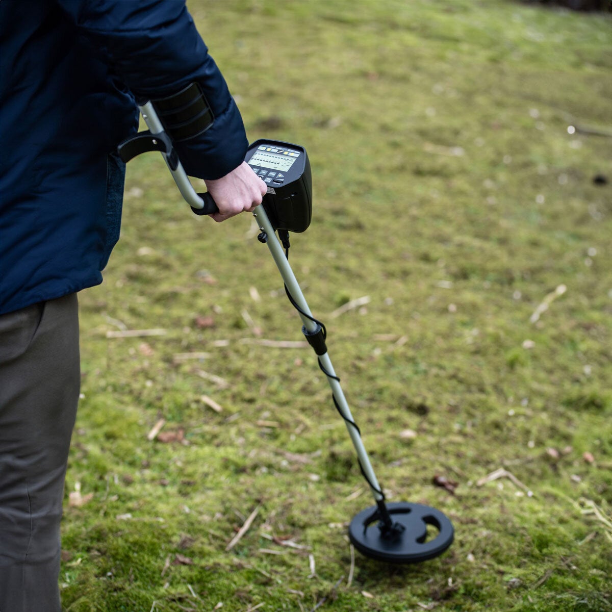 National Geographic metal detector with waterproof coil, adjustable sensitivity, imported from the UK