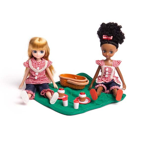 Lottie Dolls - Picnic in the Park Doll Set