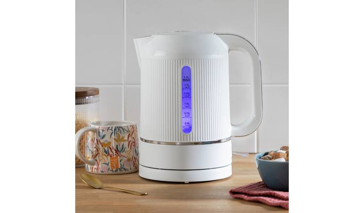Cookworks white kettle 1.7-litre - British product