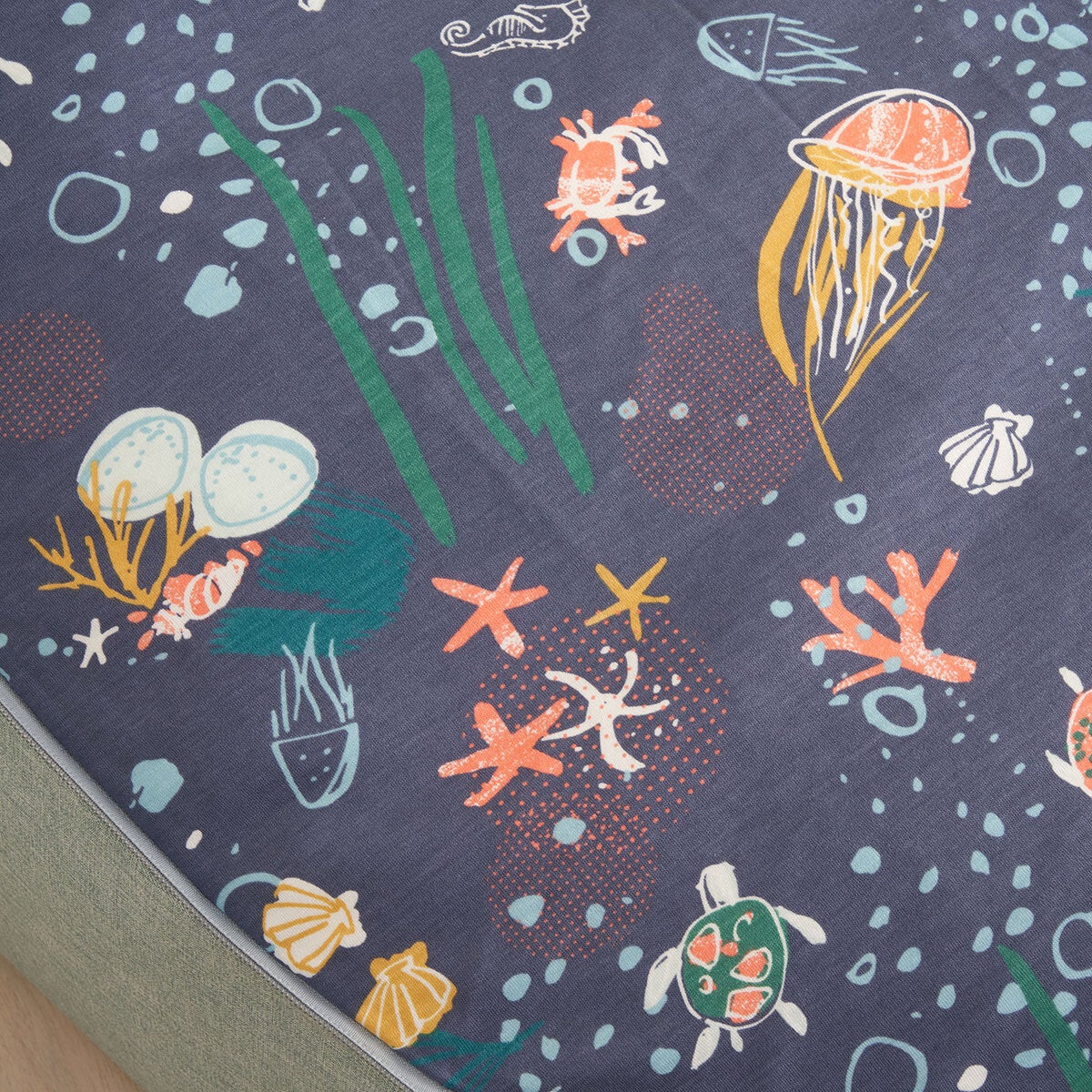 Tutti Bambini baby beanbag Our Planet 56x36x58cm, UK version