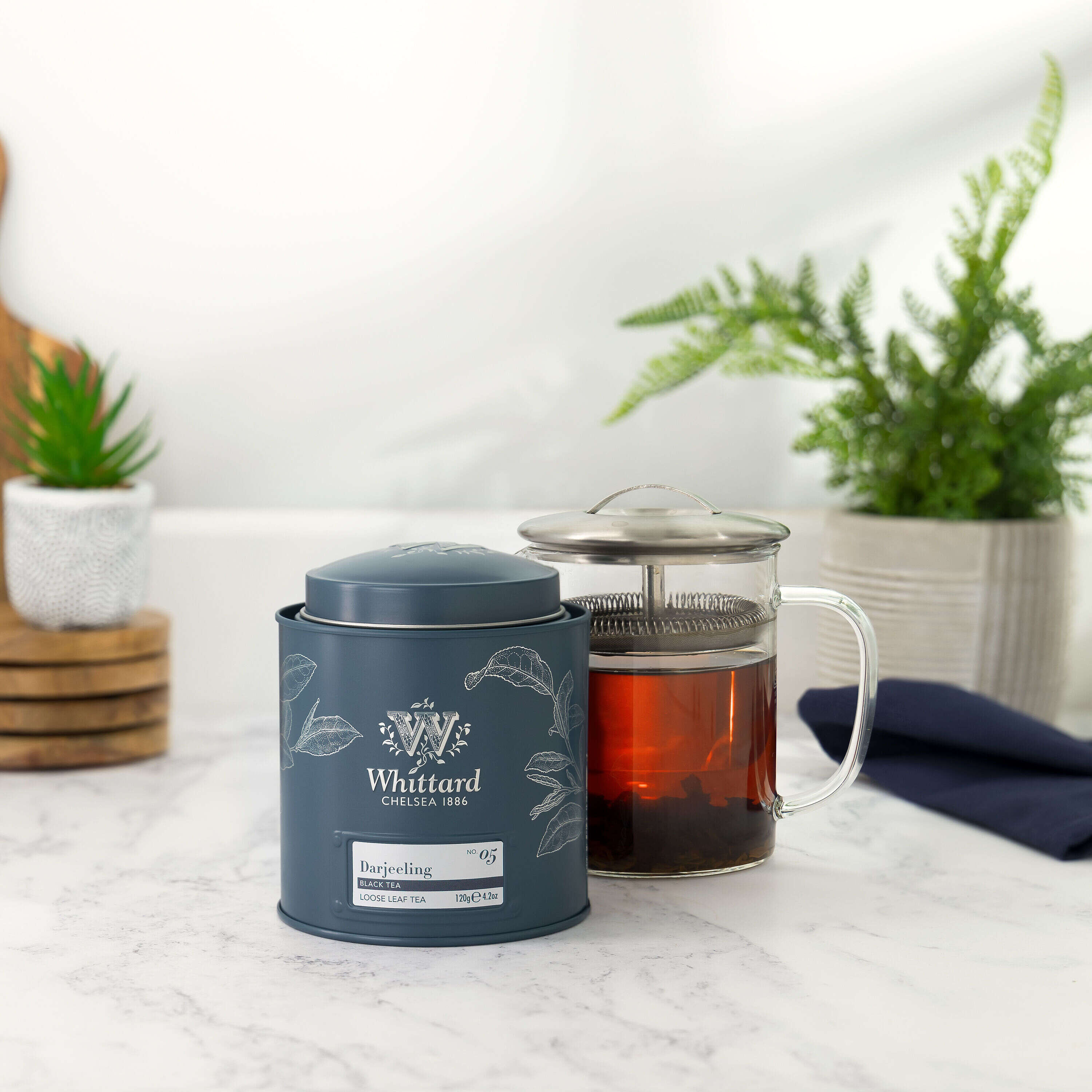 Darjeeling loose tea caddy 100g, imported from the UK