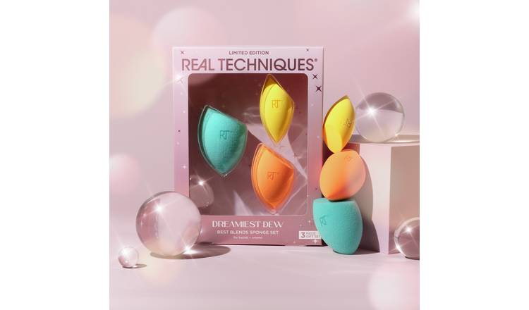 Real Techniques Dreamiest Dew 3 Sponge Set, imported from the UK