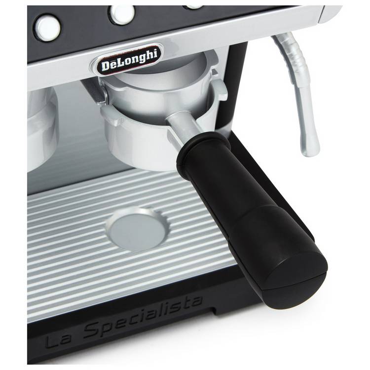 Casdon DeLonghi Barista Style role play coffee machine - British product