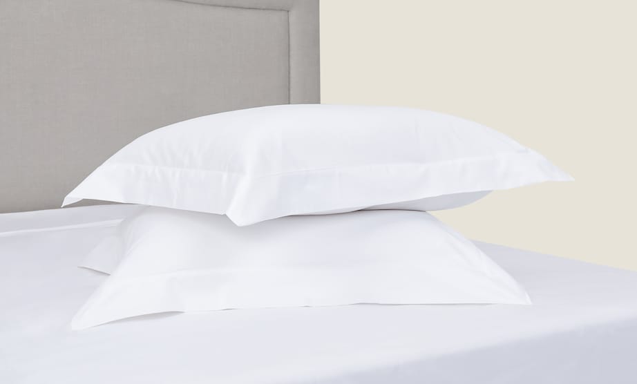 Frette Ultimate Giza Super King flat sheet - British product
