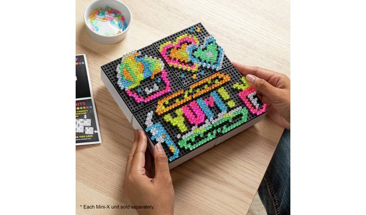 Lite Brite Mini X Connect craft kit - British product