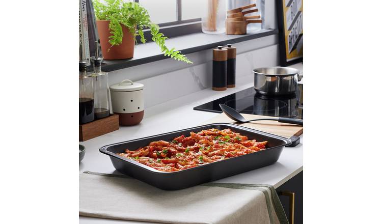 Habitat non-stick carbon steel roaster 37cm - British product
