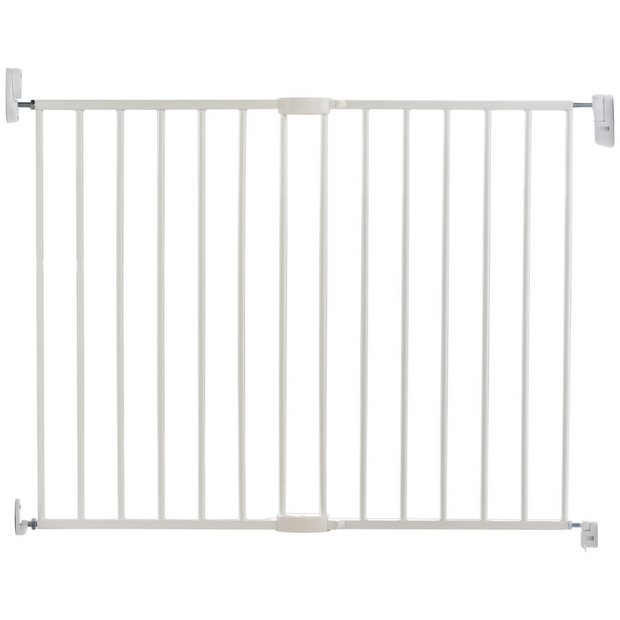 Munchkin extending metal safety gate fits openings 64.5-102cm - British product