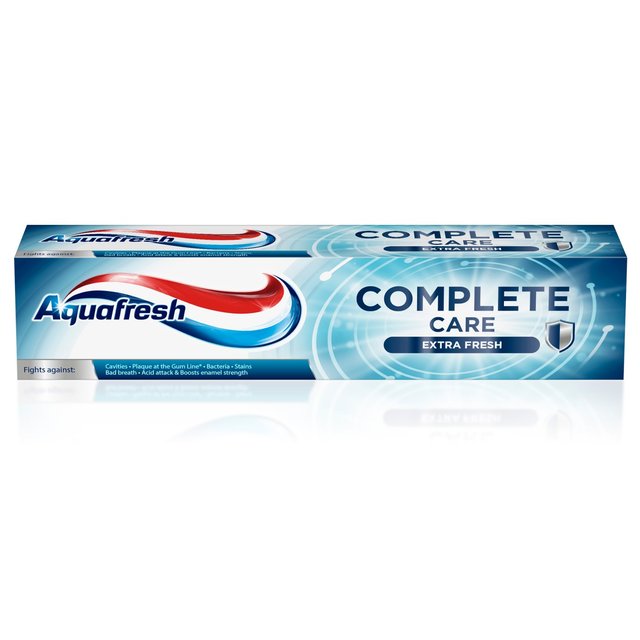 Aquafresh Complete Care Toothpaste Extra Fresh Minty Breath   100ml GOODS M&S   