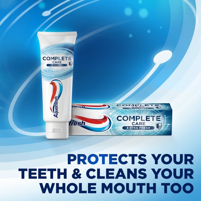 Aquafresh Complete Care Toothpaste Extra Fresh Minty Breath   100ml GOODS M&S   